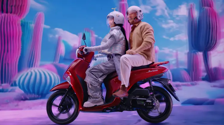Yamaha tiếp cận Gen Z bằng chiến dịch cá tính và ngôn ngữ thị giác phá cách, đậm chất xu hướng.