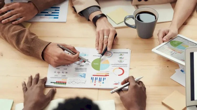 Hiểu mình đang ở đâu giữa thị trường cạnh tranh là nền tảng để không vạch ra chiến lược “trên mây”